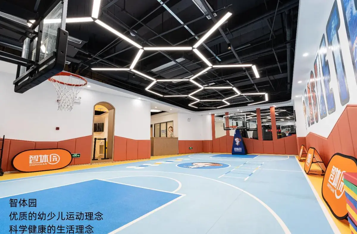 职业篮球教练如何制定有效的赛制训练计划?_1